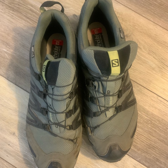 Salomon Men's Black and Olive Green Ortholite Trail Shoes. Size 13 - Picture 1 of 7